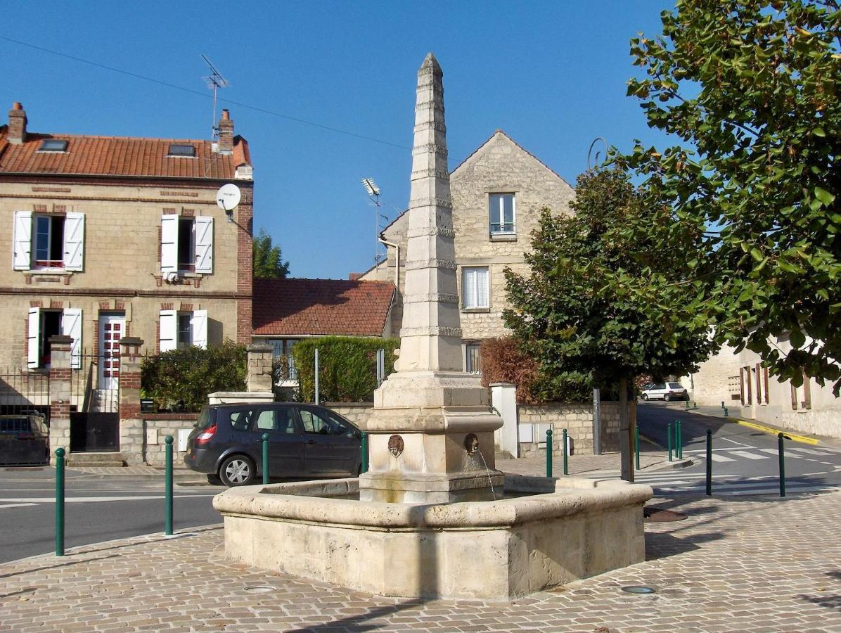 La Pause Cosy Lägenhet Champagne-sur-Oise Exteriör bild